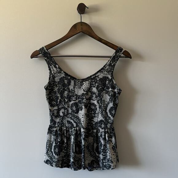 KIRRA HOOK AND EYE CLOSURE LACE PRINT CORSET STYLE PEPLUM TANK SIZE MED - Picture 2 of 10